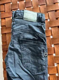 Please Jeans