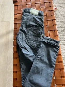 Please Jeans