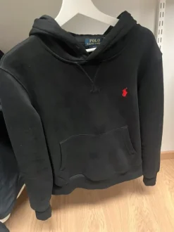 Polo huppati koko S sopii myös XS