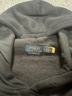 Polo huppati koko S sopii myös XS
