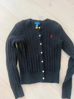 Populär kofta Ralph Lauren. Svart. 8-10 år. Barn. Storlek 134