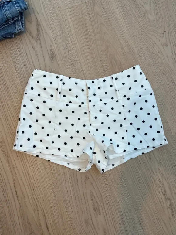 Prikket shorts