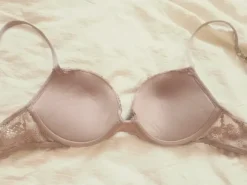 Przepiękny biustonosz Victorias Secret push up