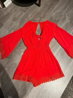 Röd jumpsuit