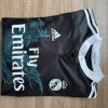 Real madrid away trøje.