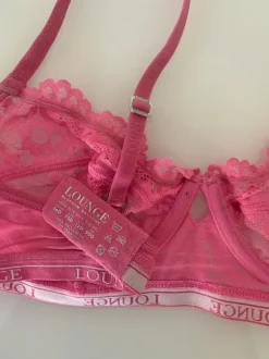Rosa bh från lounge