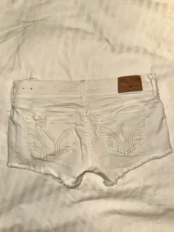 2000s low waist hollister shorts