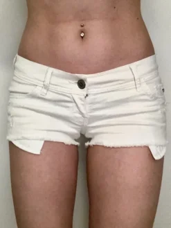 2000s low waist hollister shorts