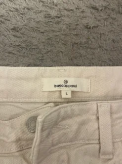 Shorts basic apparel str L