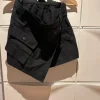 Shorts fra Bershka med skrå detalje