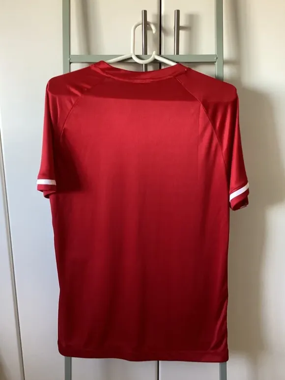 Sjælden sommer T-shirt fra 2021/22