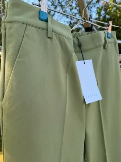 Smuk lysegrøn buks ( stump) fra Kaffe str 42