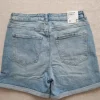 Snygga jeansshorts från Cubus (Mid waist, stl 31)