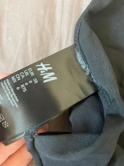 Sort bikini top