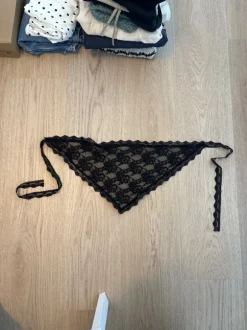 Sort blonde wrap