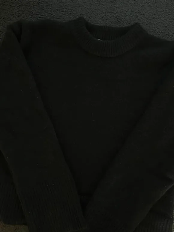 Sort NA-KD strik 100% uld