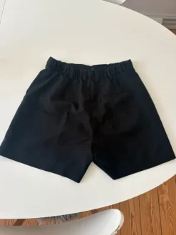 Sorte shorts fra Bershka