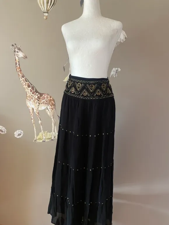 Spódnica boho Sara Kelly czarna maxi haftowana wiskoza lekka etno 40