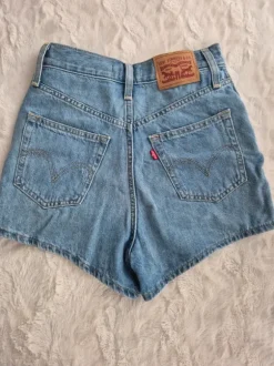 Spodenki levis