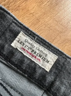 Spodenki shorts krótkie Levi’s 502 w34 szare