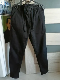 Spodnie chino