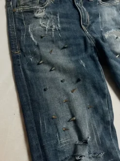 Spodnie jeansowe z kolcami