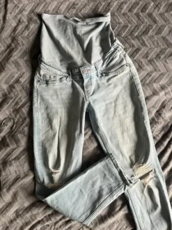Spodnie jeansy mom jeans ciążowe XS z pasem