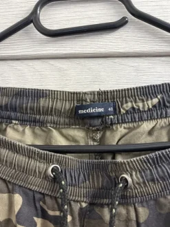 Spodnie moro L Medicine lekkie idealne na lato joggery