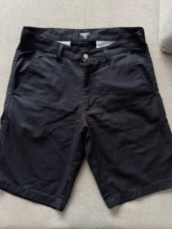Sprzedam męskie krótkie spodnie Carhartt