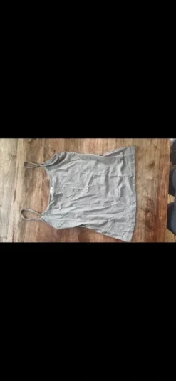Stort klädpaket stl L – klänningar, jeans & toppar (många plagg!)