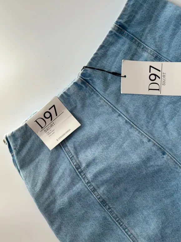 Stradivarius spódnico spodenki jeansowe niebieskie zapinane nowe