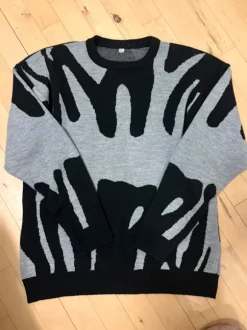 Streetwear striktrøje (Str. L)