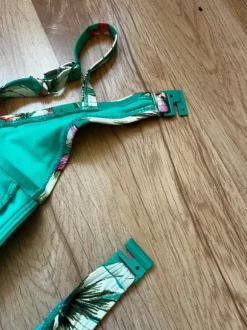 Strój kąpielowy M&S M/L dwuczęściowy zielony w kwiaty piękny