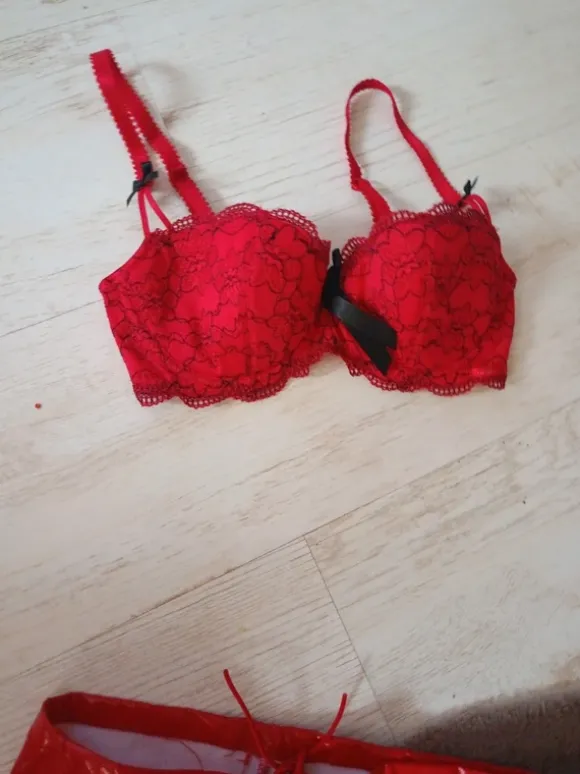 Sukienka mini seksi lateks czerwona S , biustonosz bardotks S