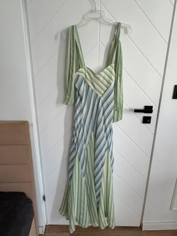 Sukienka zwiewna cute coquette wiązane ramiączka na lato wakacje retro cottage core