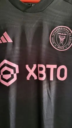 Svart Inter Miami fotbollströja 22/23 away shirt