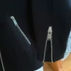 Svart jacka med coola detaljer