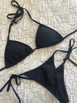 Svart Triangel Bikini