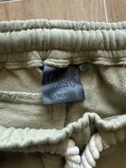 Syna World shorts