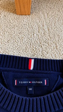 Tommy Hilfiger knit