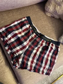 Tommy Hilfigerin lyhyet shortsit