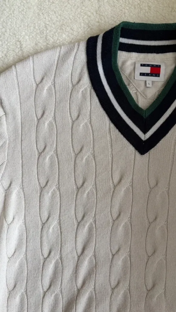 Tommy Jeans Sweter Krykietowy | Old Money Vibe | Splot Warkoczowy | Rozmiar L