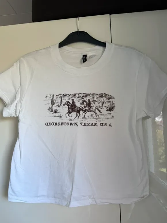 T-shirt