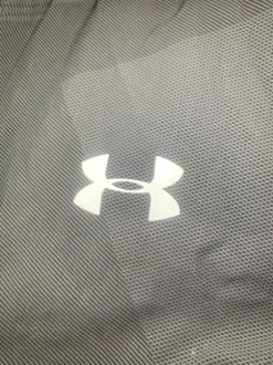 Under armour vindjacka XL svart