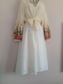 Unikat • Biała kobieca spódnica midi z haftem • produkt polski • vintage lata 90 • r. XXS / XSr. XS