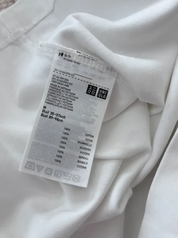 Uniqlo U T-shirt M