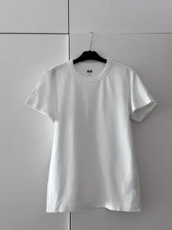Uniqlo U T-shirt M