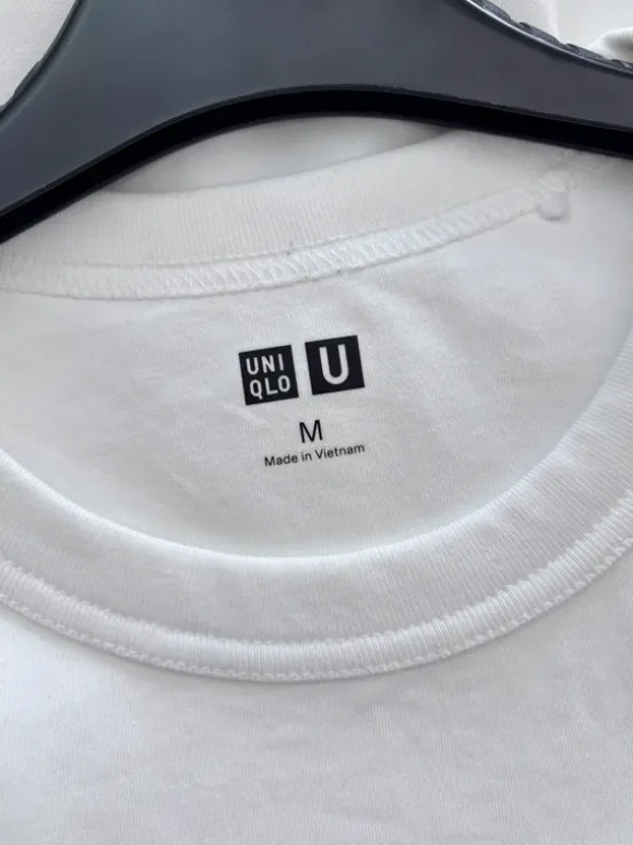 Uniqlo U T-shirt M