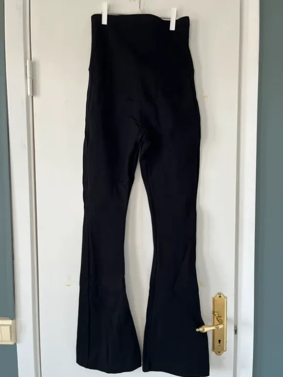 Utsvängda gravid leggings