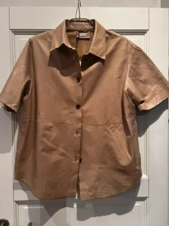 Utzon leather skjorte